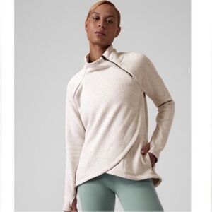 Athleta Cozy Karma sweatshirt Medium Tall